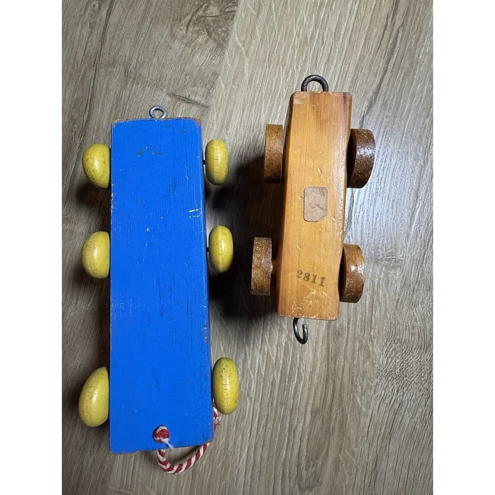 Vintage Playskool Wooden Pull‎ Train Toy Blue Yellow 1960s Classic With Cart